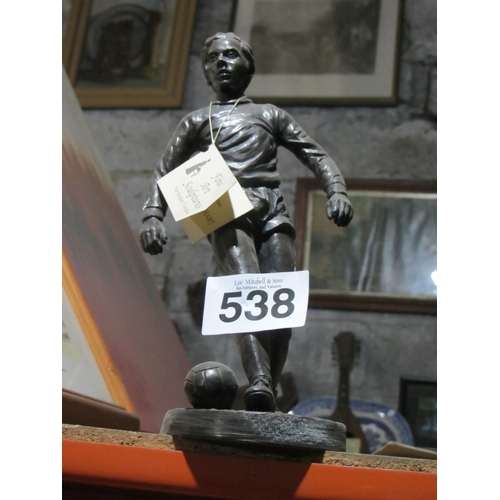 538 - Sculpture of a Footballer