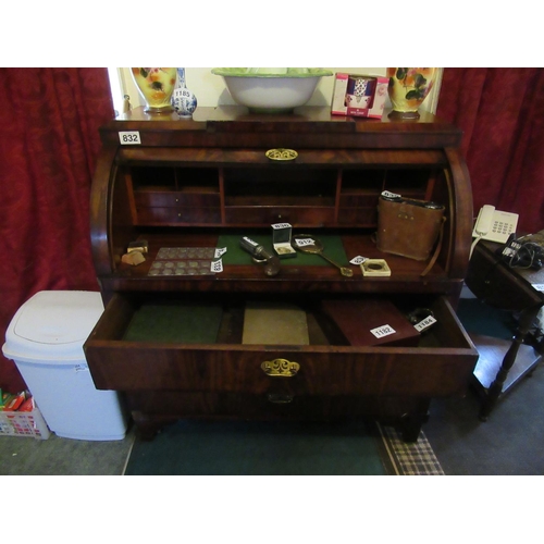 832 - Georgian mahogany roll top writing bureau with 8 drawers.