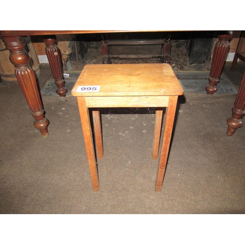 995 - Small Ok Side Table