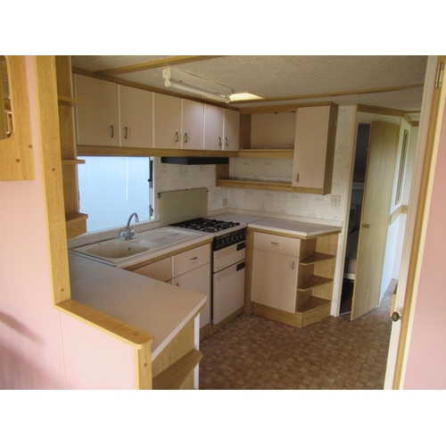 21 - 34' 2 bedroom Applause Mobile home in good condition.