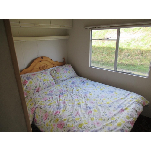 21 - 34' 2 bedroom Applause Mobile home in good condition.