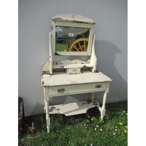 Lot 21        