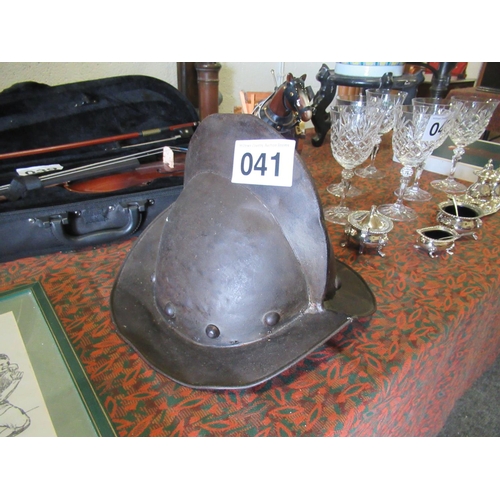 Lot 41        
