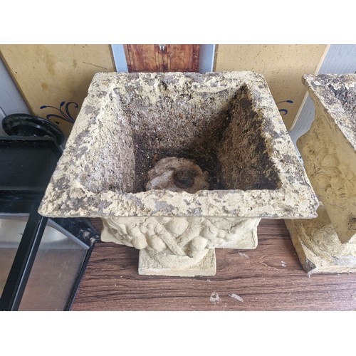 10 - Pair of Georgian Garden planters.  H:44cm x 36cm x 36cm.