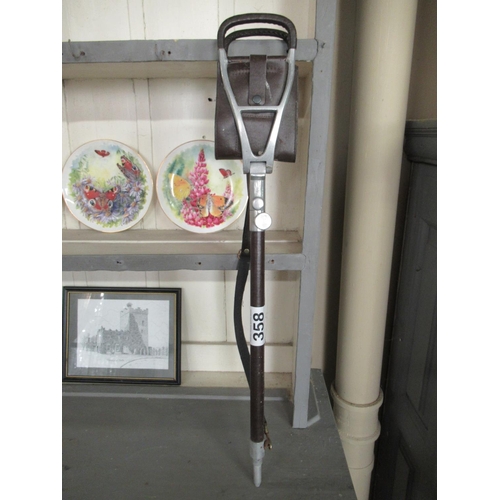 358 - Vintage Shooting stick.