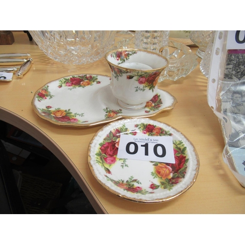 Lot 10        