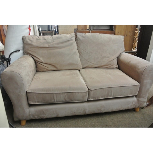 403 - A stunning suede 2 seater sofa.