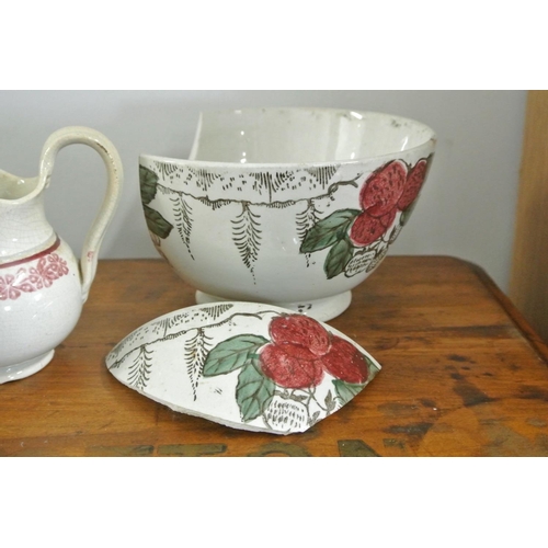 231 - A collection of antique Irish/ English spongeware to include 2 bowls & a small jug.