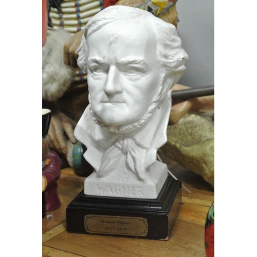 372 - A bust of Wagner.