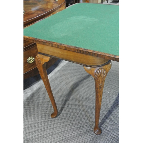 435 - A stunning antique/ Victorian Rosewood turnover card table.