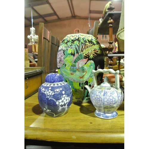 974 - A collection of Oriental/ Chinese ceramics.