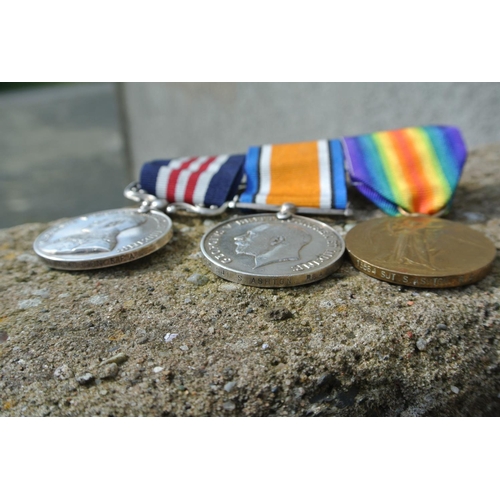 634 - A stunning group of WW1 era medals, each engraved '13564 - SJT S ASHTOWN - RA', to include a bravery... 