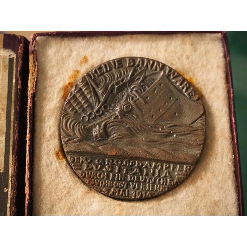 171 - A Lusitania/ Cunard German medal, in original card box.
