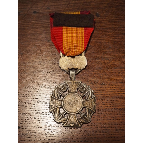 206 - A vintage Military medal.