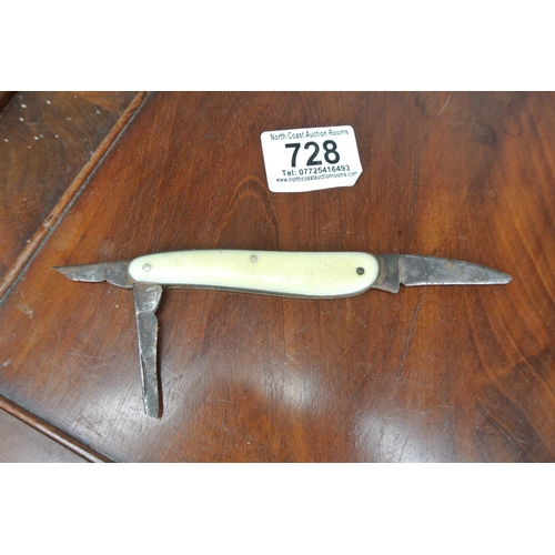728 - A vintage James Barber Era pocket knife.
