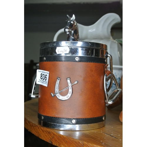 836 - An equestrian style lidded ice bucket