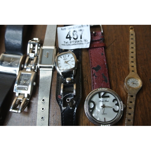 467 - A collection of wrist watches, which includes Gucci, Limit & more.