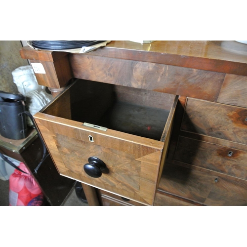 116 - A stunning antique Victorian Scotch chest of drawers.