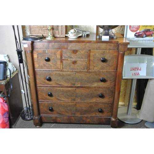 116 - A stunning antique Victorian Scotch chest of drawers.