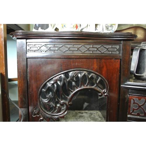 470 - A stunning antique mirror back sideboard.