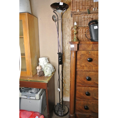 107 - A modern standard/ reading lamp.