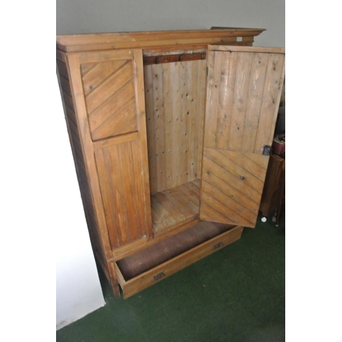 279 - A very good single door pine wardrobe with drawer