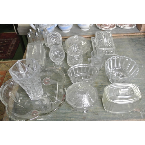 343 - A large collection of vintage drinking glasses