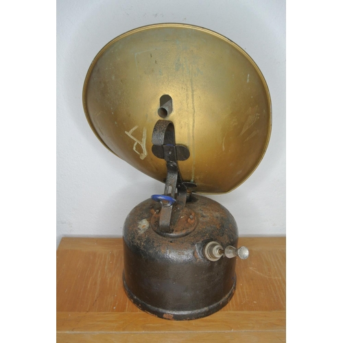 192 - A Parabolic oil lamp/ heater