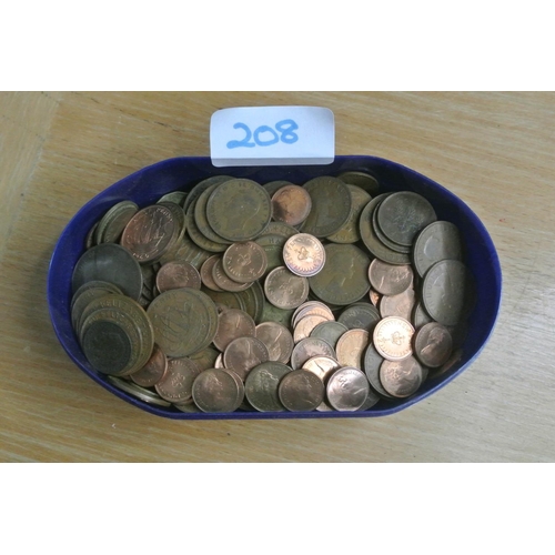 208 - A various lot of coinage