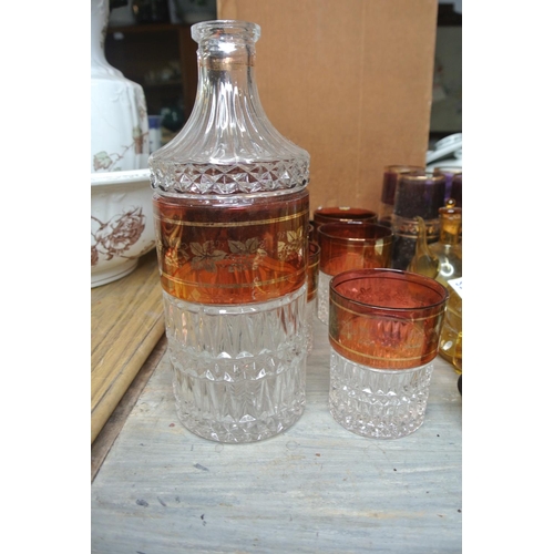 353 - A large collection of various vintage and antique glassware to include carnival ware items, jugs, dr... 