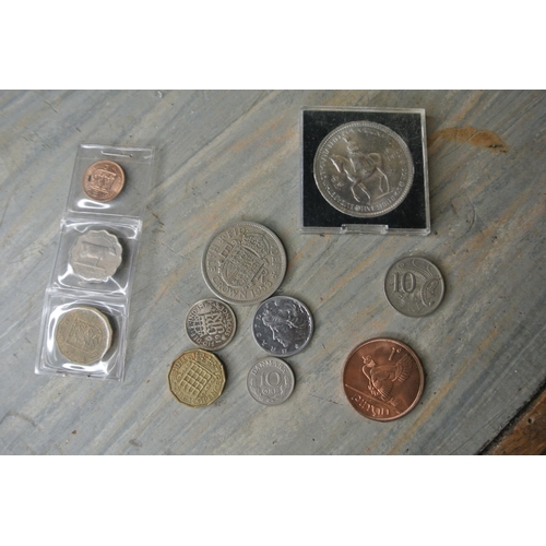 362 - A large assortment of various vintage coinage.