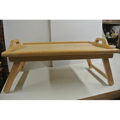 430 - A modern butler / breakfast tray on folding legs