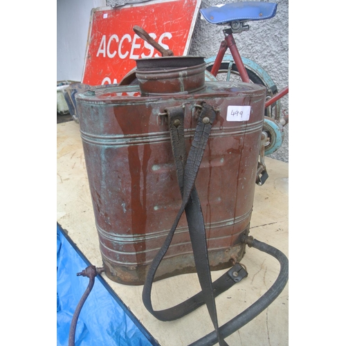 499 - An antique copper backpack sprayer, reading 'W.T.FRENCH & SONS - BIRMINGHAM'