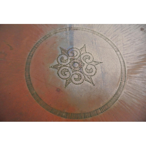 225 - A large decorative antique copper tray.