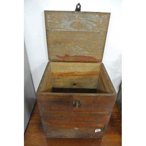 62 - An antique wooden crate with original fittings stamped 'PILLO TRADE MARK EGG BOX'.