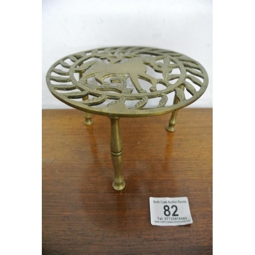 82 - An antique cast iron stand.