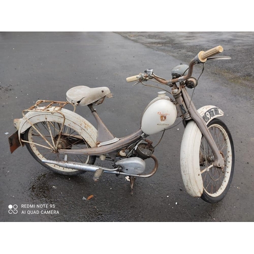 443 - A vintage/ retro NSU Quickly scooter, in need of some restoration. (lacking paperwork & keys)