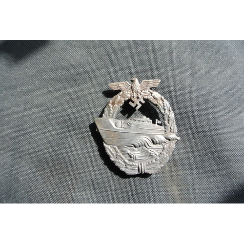 193 - A reproduction WW2 era German military badge.