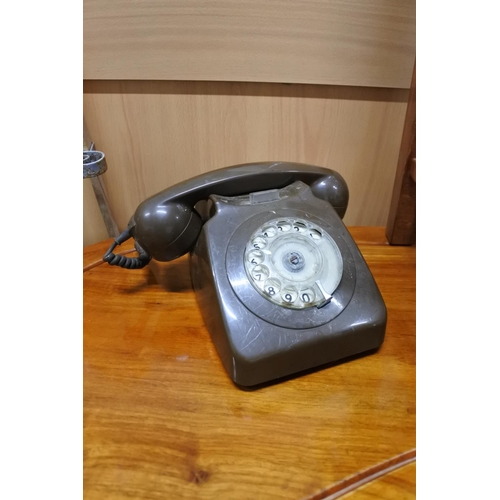 363 - A vintage/retro brown telephone.