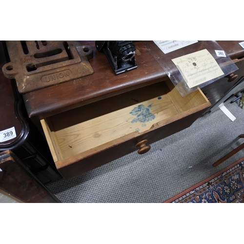 379 - A vintage / antique chest of four drawers.