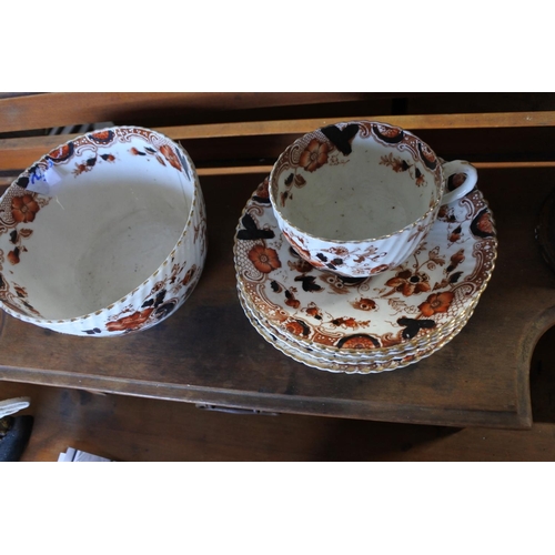 395 - A collection of vintage / antique Mason's stoneware ceramics to include a tea cup, bowl and five sau... 