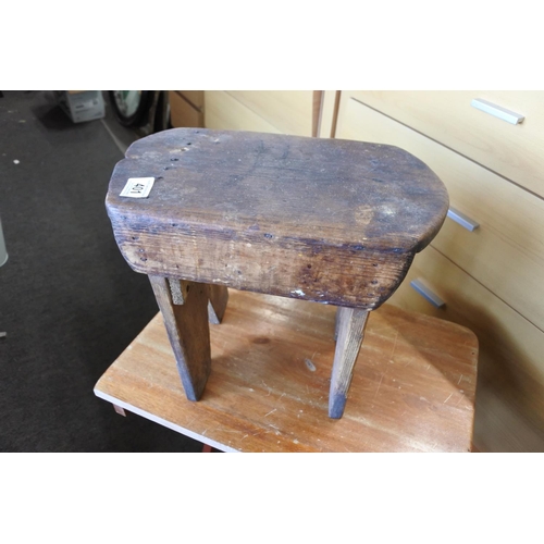 401 - A vintage / antique rustic stool.