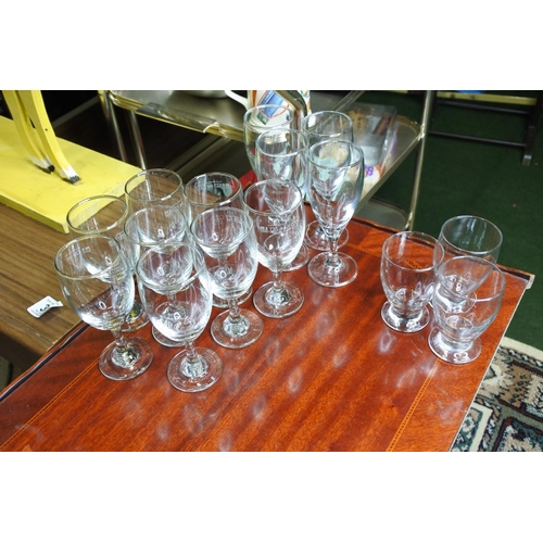 132 - An assortment of glasses.