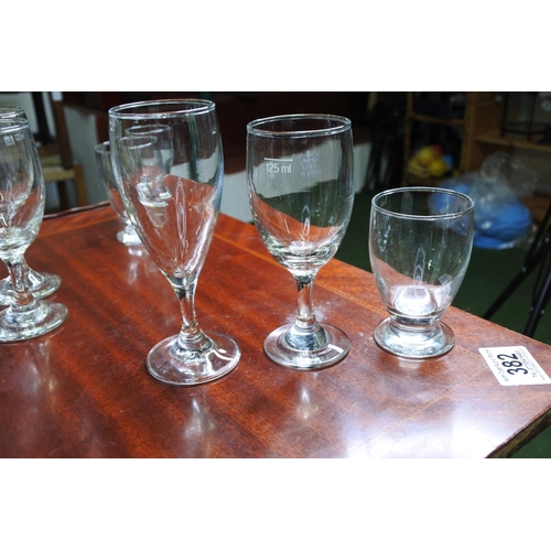 132 - An assortment of glasses.