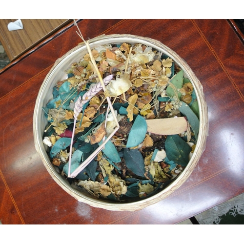 149 - A stunning Arthur Wood pottery planter.