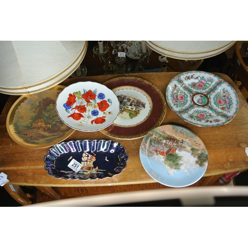 251 - An assortment of cabinet plates to include makers such as 'Royal Albert', 'Saltmann', 'Crown Devon',... 