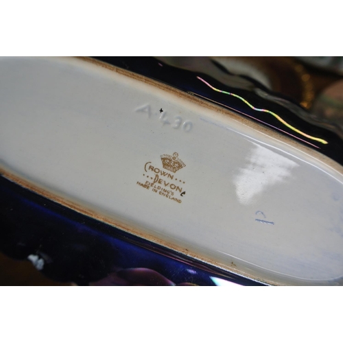 251 - An assortment of cabinet plates to include makers such as 'Royal Albert', 'Saltmann', 'Crown Devon',... 