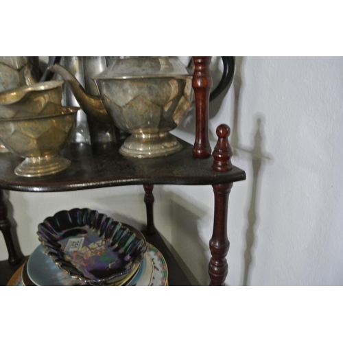 252 - A mahogany whatnot.