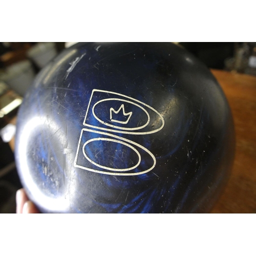 268 - A Wizkid Brunswick Laser bowling ball.