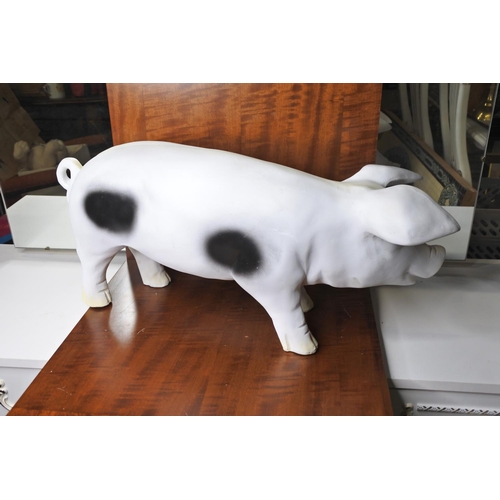 140 - A resin pig figure